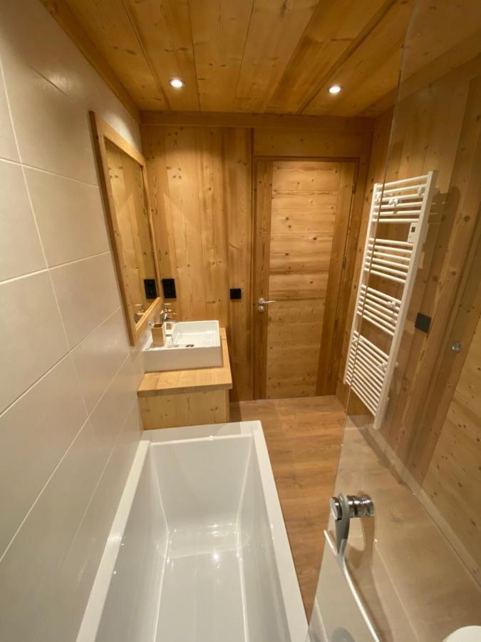 Le Chaberton, rénové en 2021, pied des pistes et spa Montgenèvre Extérieur photo