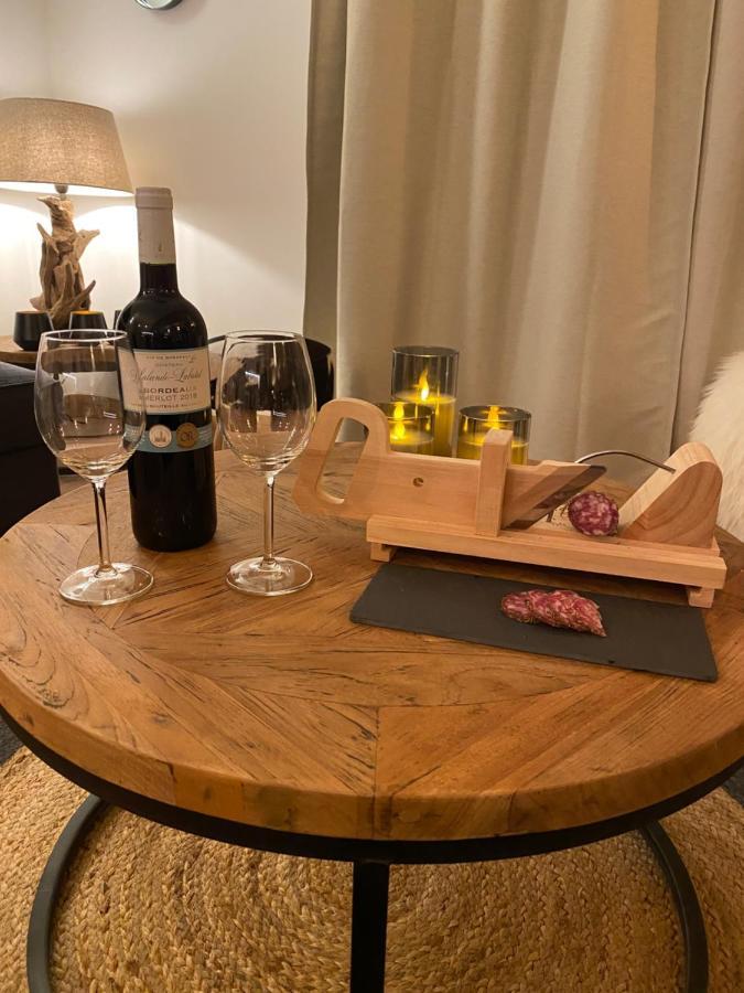 Le Chaberton, rénové en 2021, pied des pistes et spa Montgenèvre Extérieur photo